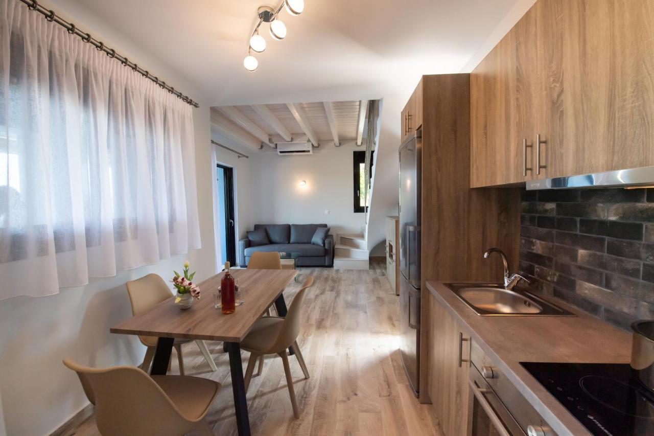Blue House Luxury Apartment 尼基亚娜 外观 照片